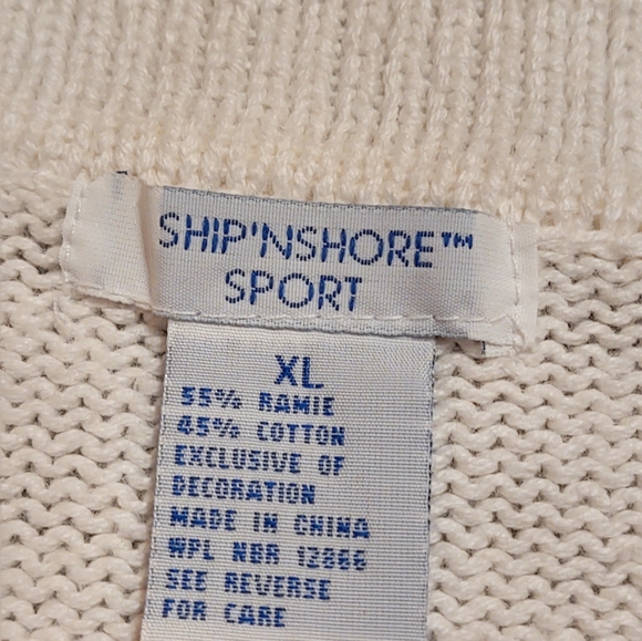 Ship N Shore Large Christmas Cardigan Sweater White Red Green Buttons Beaded - Picture 9 of 9